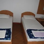 Anda